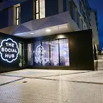 Отель The Social Hub 3*