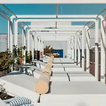 The Social Hub Отель Сан-Себастьян