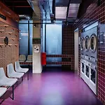 The Social Hub 3*