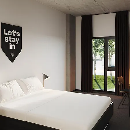 Hotel The Social Hub 3*